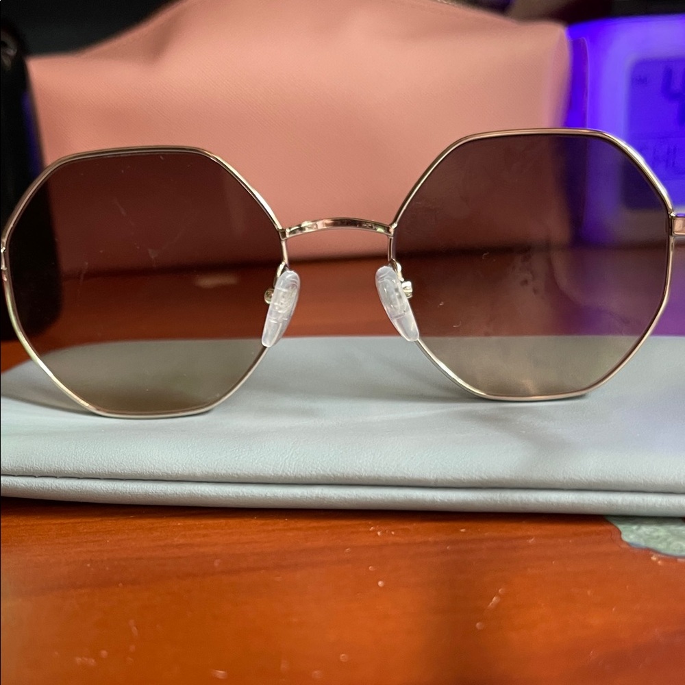 Longchamp Octagonal Metal Frame Sunglasses in gold and gradient brown - Picture 3 of 4